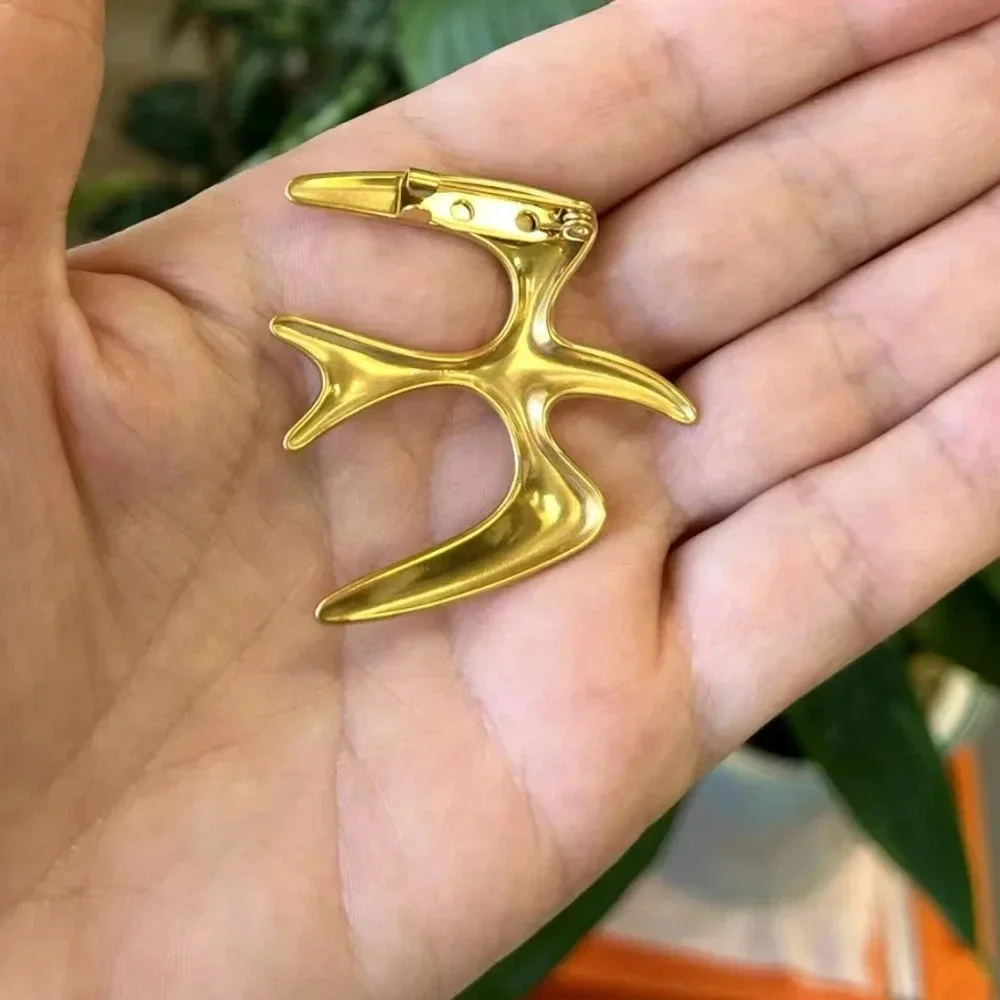 Gold Bird Stainless Steel Waterproof Brooch